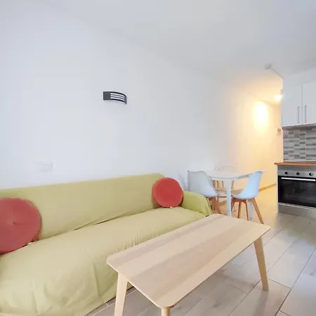 Koka16 Pool Apartment